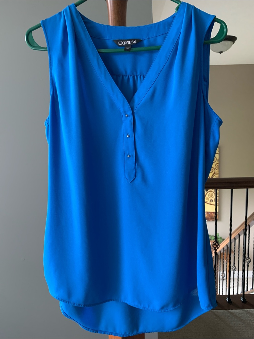 Express Women's Sleeveless Crepe V-Neck Tunic Top — Royal Blue Size Medium
